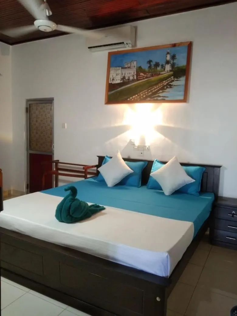 Fionn'S Coconut Beach House Negombo Sri Lanka