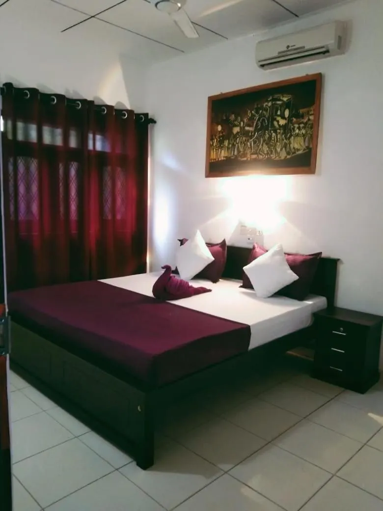 Hotel Fionn'S Coconut Beach House Negombo