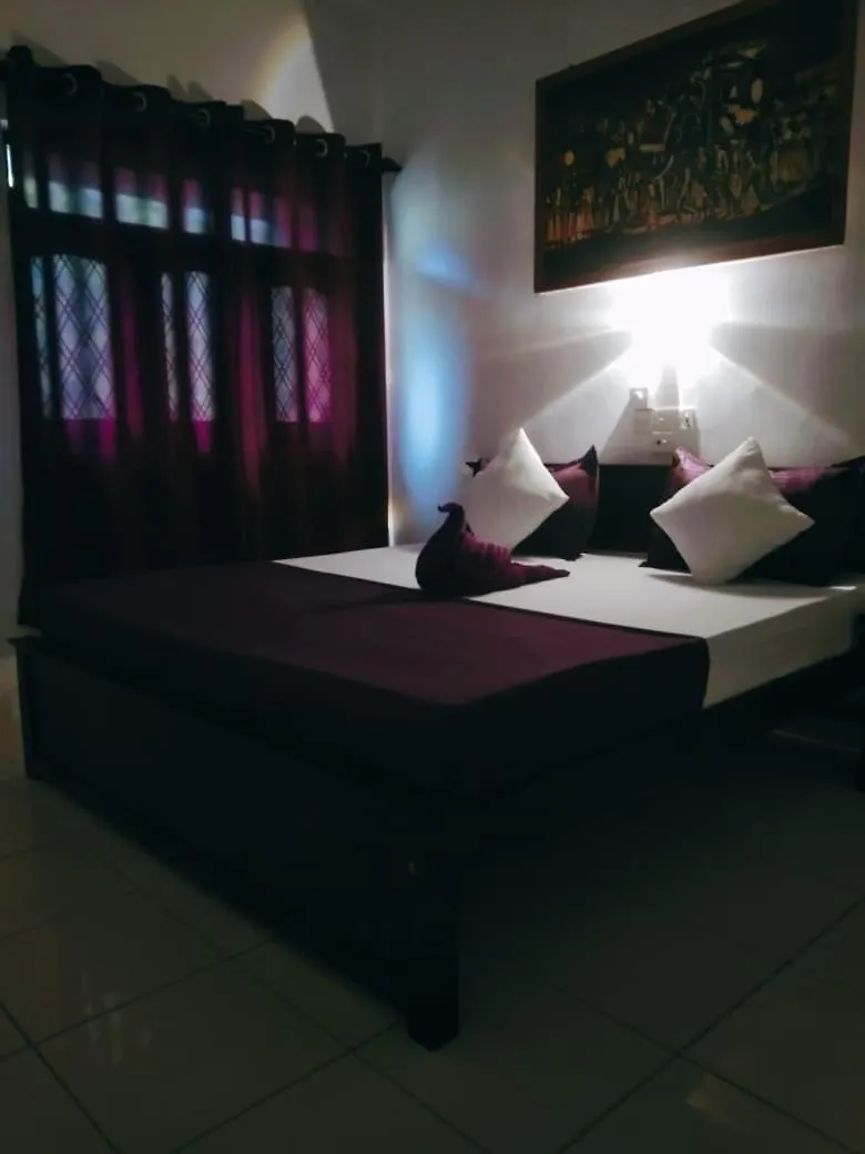 Fionn'S Coconut Beach House Negombo